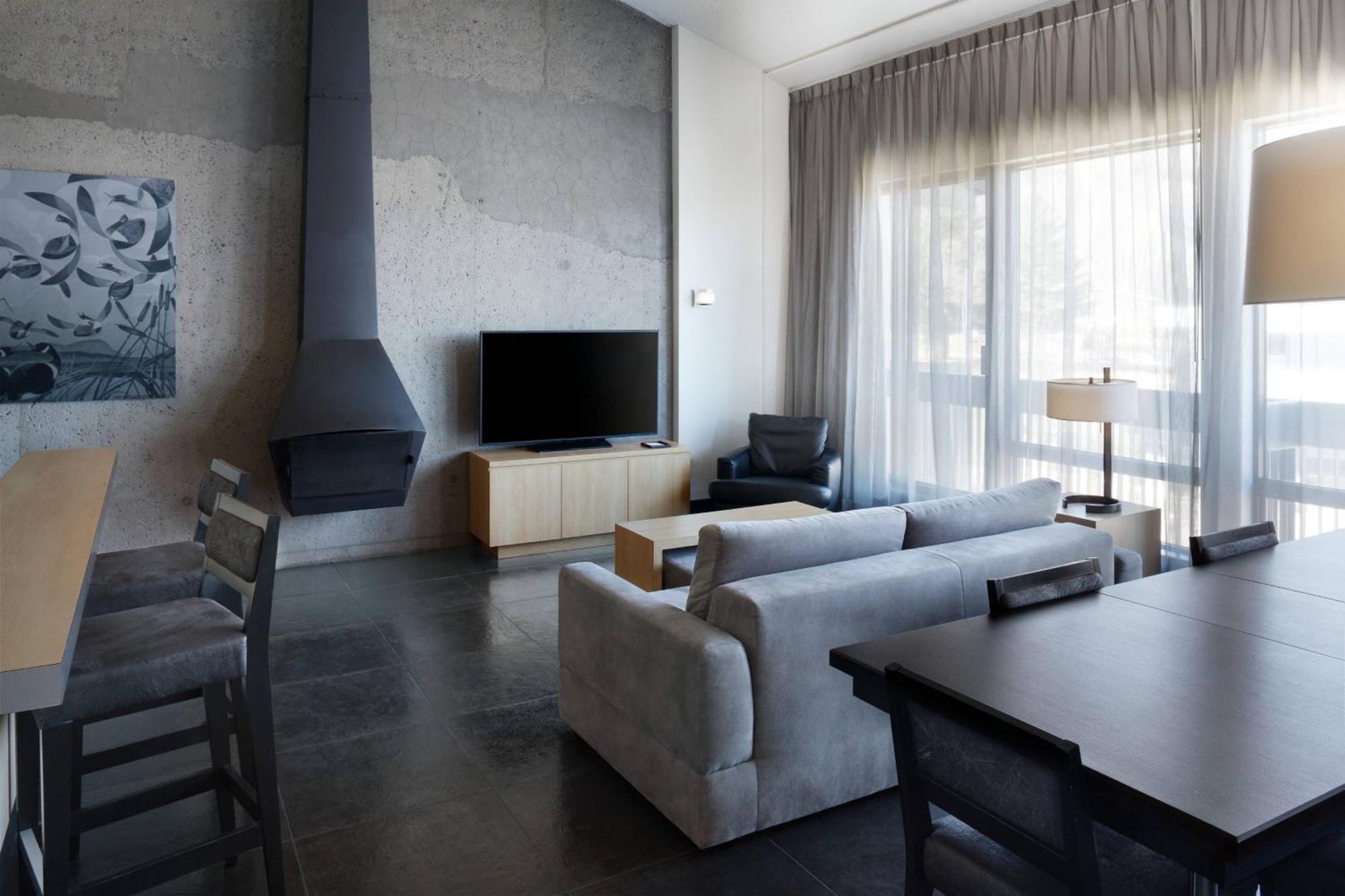 Delta Hotels By Marriott Mont Sainte-Anne, Resort & Convention Center ボーブレ エクステリア 写真